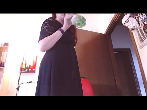 ❤️ En undergiven slav som älskar smutsiga och saftiga trosor tvingas onanera efter att ha sett den här videon! Sexvideo at sv.sexindrag.ru ❌️