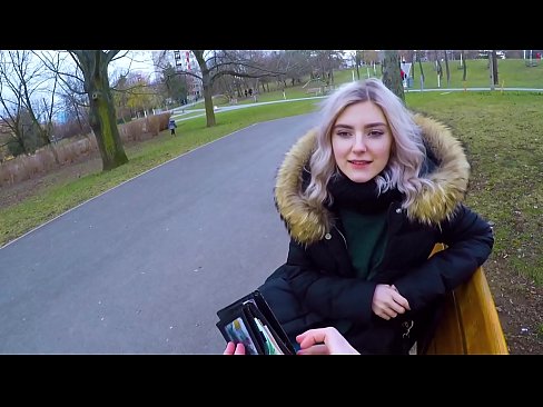 ❤️ Sväljer en främlings het sperma för pengar - avsugning i parken av Eva Elfie Sexvideo at sv.sexindrag.ru ❌️